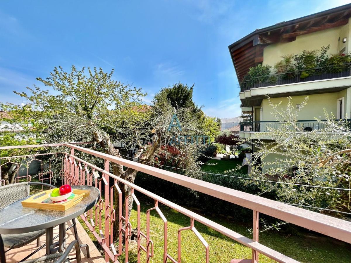 Ares Apartment - Vicino Al Lago Di Garda E Alla Stazione Treno Desenzano del Garda Exterior photo